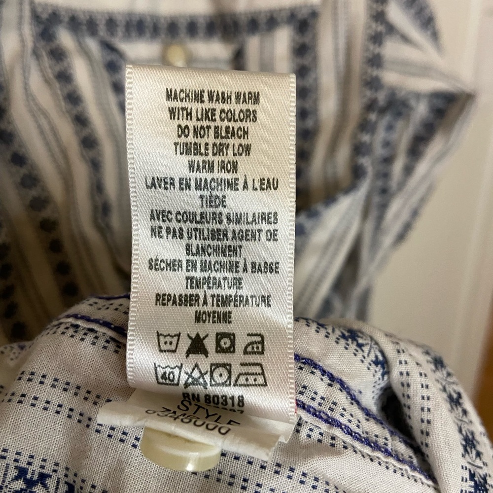 ☘️Lucky Brand Woman’s Button Down Long-Sleeve - Picture 7 of 7